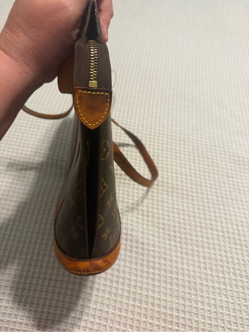 Louis Vuitton Babylone Monogram Canvas Tote with Certificate of Authenticity - Picture 3 of 14
